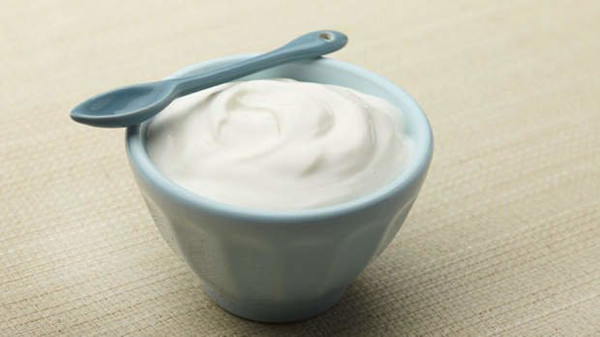 Sữa chua- nguyên liệu chữa viêm phụ khoa sau sinh an toàn