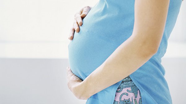 Phụ nữ bị viêm vùng chậu có mang thai được không?