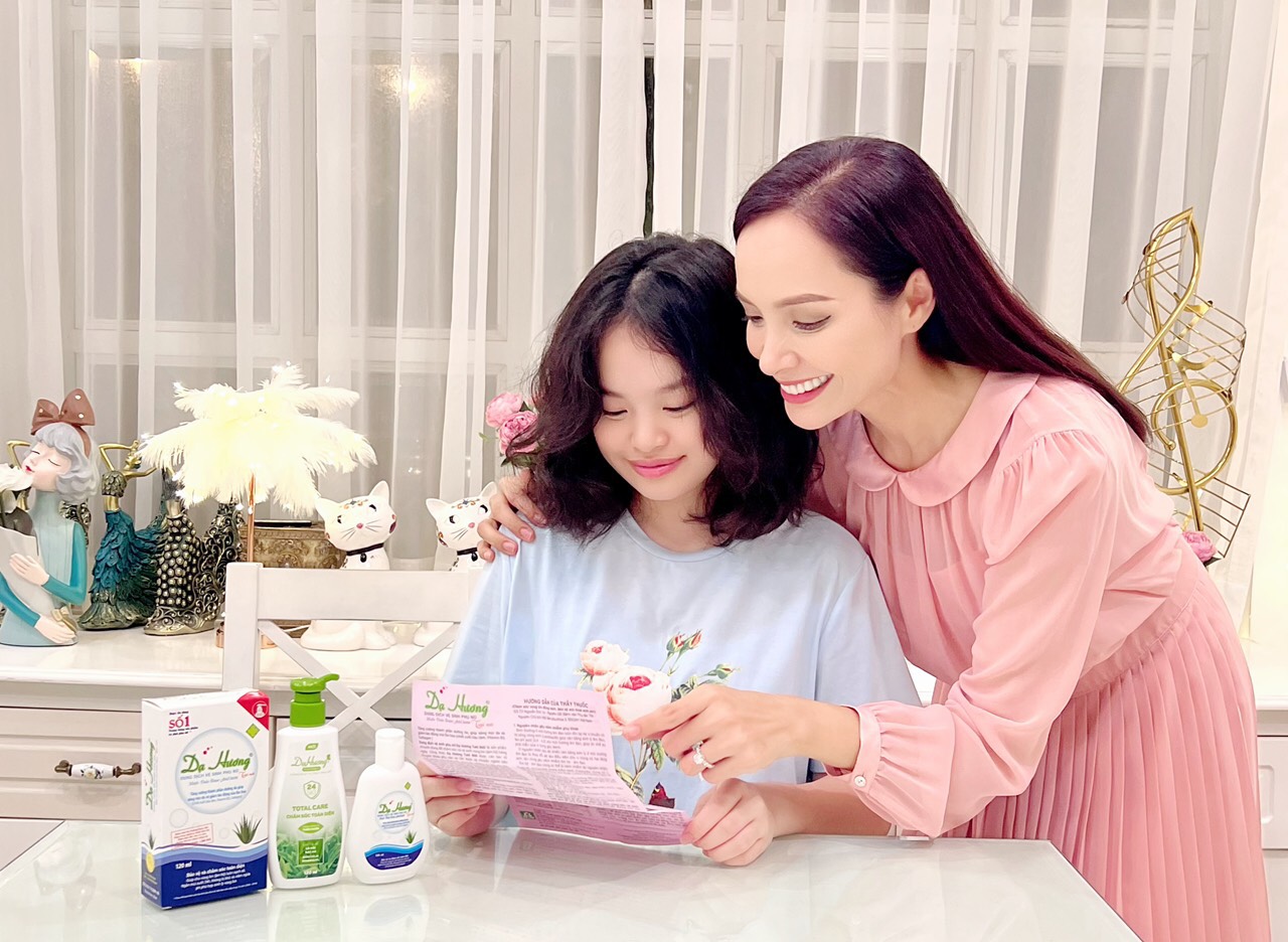 Siêu mẫu Thúy Hạnh tin chọn Dạ Hương cho bản thân và con gái