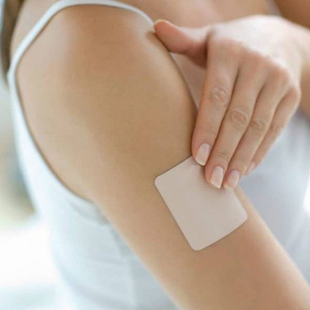 Miếng dán tránh thai được nhiều người sử dụng